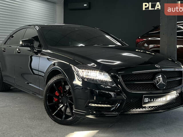 Черный Мерседес ЦЛС-Класс, объемом двигателя 3.5 л и пробегом 213 тыс. км за 21999 $, фото 1 на Automoto.ua