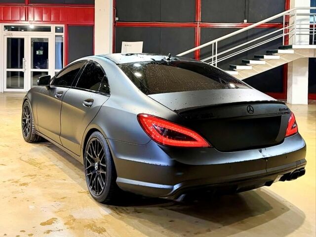 Чорний Мерседес ЦЛС-Клас, об'ємом двигуна 4.7 л та пробігом 16700 тис. км за 18500 $, фото 1 на Automoto.ua
