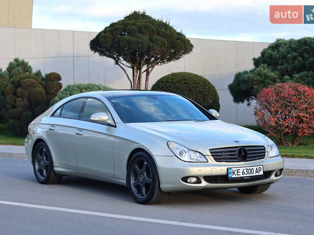 Серый Мерседес ЦЛС-Класс, объемом двигателя 2.99 л и пробегом 274 тыс. км за 10500 $, фото 1 на Automoto.ua