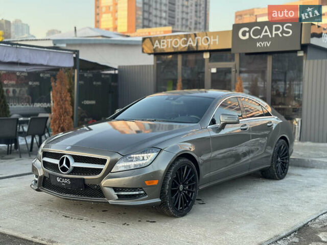 Серый Мерседес ЦЛС-Класс, объемом двигателя 4.66 л и пробегом 167 тыс. км за 19000 $, фото 1 на Automoto.ua