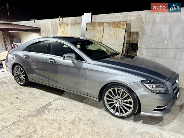 Сірий Мерседес ЦЛС-Клас, об'ємом двигуна 3.5 л та пробігом 82 тис. км за 15000 $, фото 1 на Automoto.ua