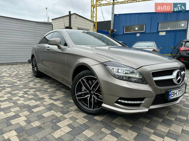 Серый Мерседес ЦЛС-Класс, объемом двигателя 2.99 л и пробегом 162 тыс. км за 34900 $, фото 1 на Automoto.ua