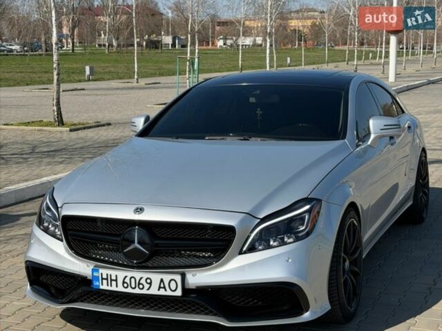 Серый Мерседес ЦЛС-Класс, объемом двигателя 4.66 л и пробегом 219 тыс. км за 24500 $, фото 1 на Automoto.ua