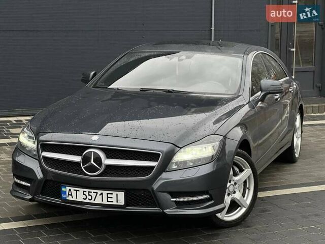 Серый Мерседес ЦЛС-Класс, объемом двигателя 4.66 л и пробегом 106 тыс. км за 19500 $, фото 1 на Automoto.ua