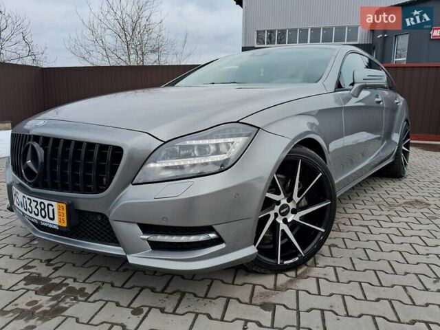 Серый Мерседес ЦЛС-Класс, объемом двигателя 3 л и пробегом 248 тыс. км за 24500 $, фото 1 на Automoto.ua