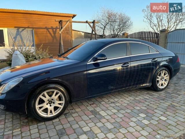 Синий Мерседес ЦЛС-Класс, объемом двигателя 3 л и пробегом 265 тыс. км за 9600 $, фото 1 на Automoto.ua