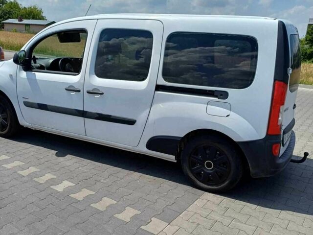 Білий Мерседес Сітан, об'ємом двигуна 1.46 л та пробігом 220 тис. км за 9000 $, фото 1 на Automoto.ua