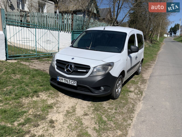 Белый Мерседес Ситан, объемом двигателя 1.5 л и пробегом 222 тыс. км за 9100 $, фото 1 на Automoto.ua