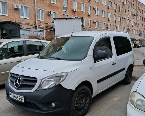Белый Мерседес Ситан, объемом двигателя 1.46 л и пробегом 325 тыс. км за 9200 $, фото 1 на Automoto.ua