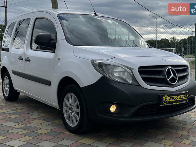 Білий Мерседес Сітан, об'ємом двигуна 1.46 л та пробігом 260 тис. км за 8700 $, фото 1 на Automoto.ua