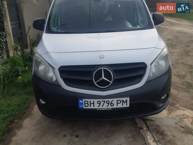 Білий Мерседес Сітан, об'ємом двигуна 1.46 л та пробігом 233 тис. км за 10000 $, фото 1 на Automoto.ua
