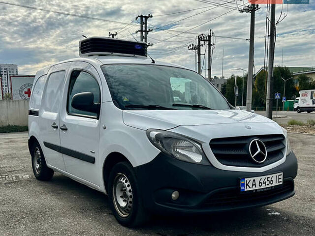 Белый Мерседес Ситан, объемом двигателя 1.46 л и пробегом 325 тыс. км за 7600 $, фото 1 на Automoto.ua