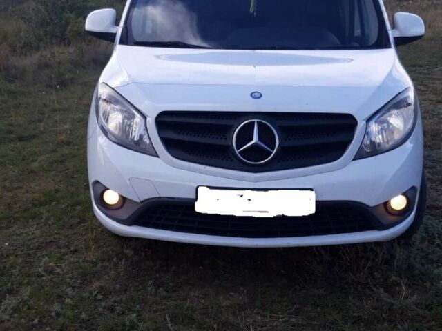 Білий Мерседес Сітан, об'ємом двигуна 1.5 л та пробігом 228 тис. км за 8700 $, фото 1 на Automoto.ua