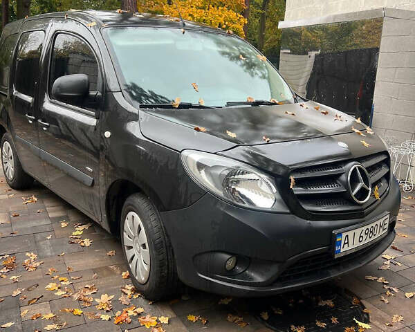 Чорний Мерседес Сітан, об'ємом двигуна 1.46 л та пробігом 242 тис. км за 10300 $, фото 1 на Automoto.ua