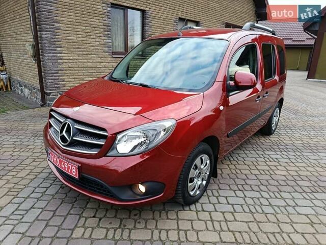 Красный Мерседес Ситан, объемом двигателя 1.46 л и пробегом 251 тыс. км за 12499 $, фото 1 на Automoto.ua