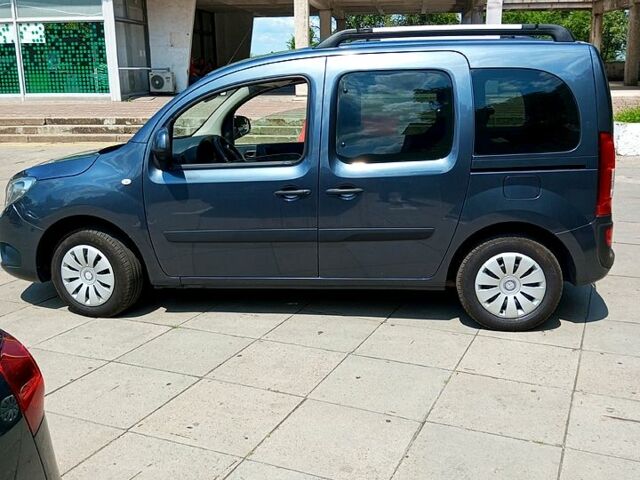 Сірий Мерседес Сітан, об'ємом двигуна 1.5 л та пробігом 214 тис. км за 11000 $, фото 1 на Automoto.ua