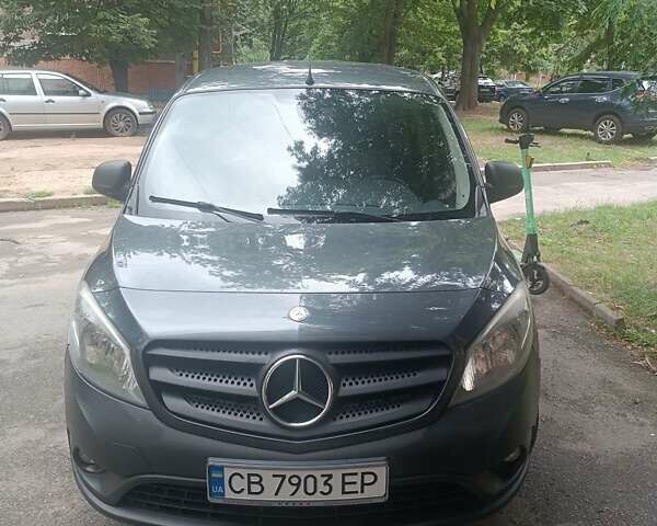 Сірий Мерседес Сітан, об'ємом двигуна 1.46 л та пробігом 196 тис. км за 8750 $, фото 1 на Automoto.ua