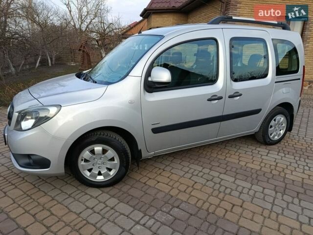 Серый Мерседес Ситан, объемом двигателя 1.5 л и пробегом 86 тыс. км за 13299 $, фото 1 на Automoto.ua