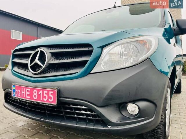 Зеленый Мерседес Ситан, объемом двигателя 1.5 л и пробегом 119 тыс. км за 11600 $, фото 1 на Automoto.ua