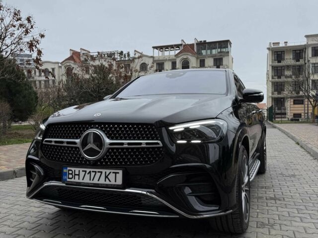 Черный Мерседес Купе, объемом двигателя 3 л и пробегом 60 тыс. км за 95500 $, фото 1 на Automoto.ua