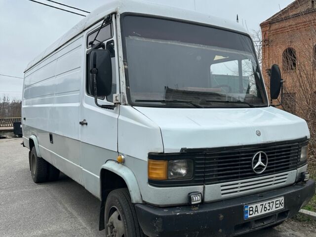 Білий Мерседес Інша, об'ємом двигуна 4 л та пробігом 600 тис. км за 8000 $, фото 1 на Automoto.ua