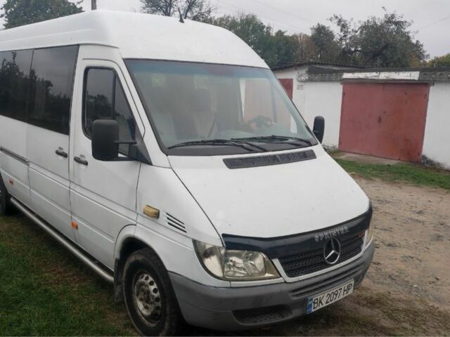 Білий Мерседес Інша, об'ємом двигуна 2.1 л та пробігом 500 тис. км за 7000 $, фото 1 на Automoto.ua