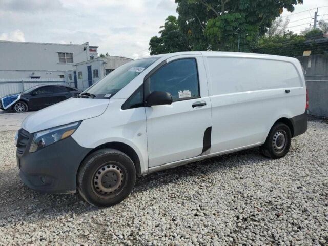 Білий Мерседес Інша, об'ємом двигуна 2 л та пробігом 30 тис. км за 13000 $, фото 1 на Automoto.ua