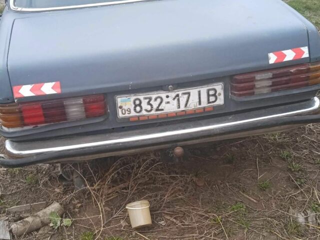 Белый Мерседес Другая, объемом двигателя 0 л и пробегом 200 тыс. км за 500 $, фото 1 на Automoto.ua