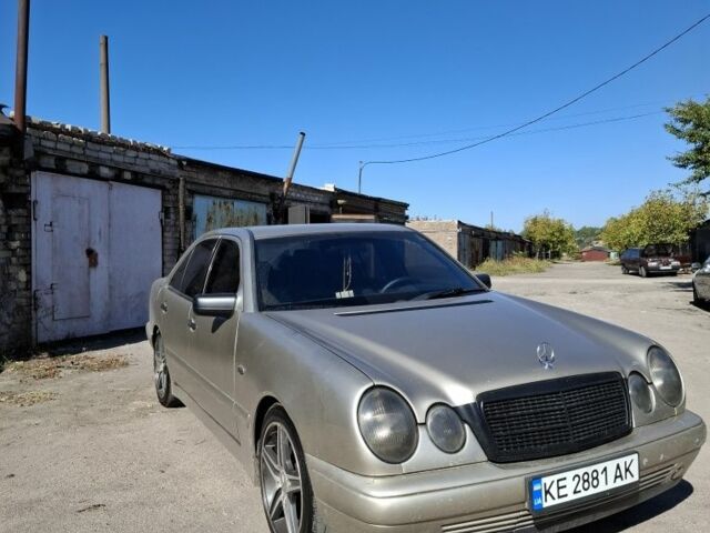 Бежевый Мерседес Другая, объемом двигателя 2.8 л и пробегом 250 тыс. км за 3000 $, фото 1 на Automoto.ua