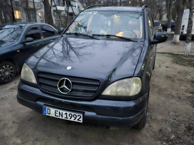 Черный Мерседес Другая, объемом двигателя 2.7 л и пробегом 1 тыс. км за 4739 $, фото 1 на Automoto.ua