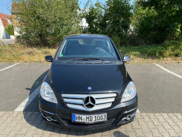 Черный Мерседес Другая, объемом двигателя 0 л и пробегом 204 тыс. км за 3500 $, фото 1 на Automoto.ua