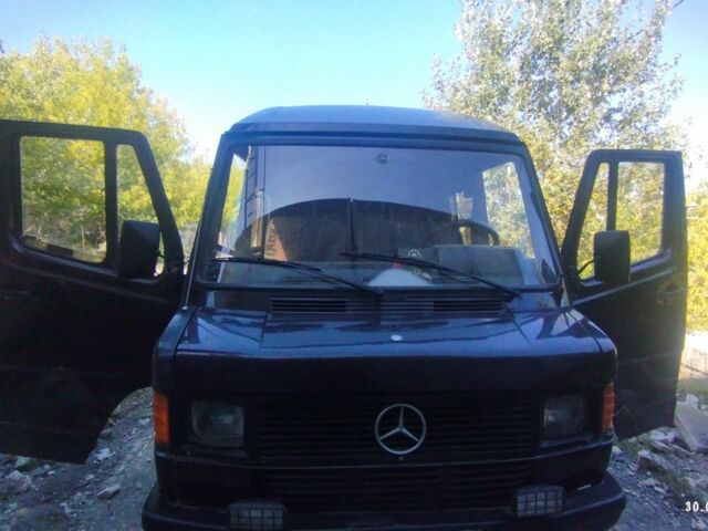 Коричневый Мерседес Другая, объемом двигателя 0 л и пробегом 1000 тыс. км за 2100 $, фото 1 на Automoto.ua