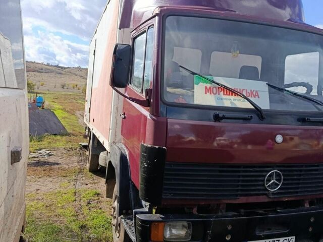 Красный Мерседес Другая, объемом двигателя 6 л и пробегом 100 тыс. км за 4500 $, фото 1 на Automoto.ua