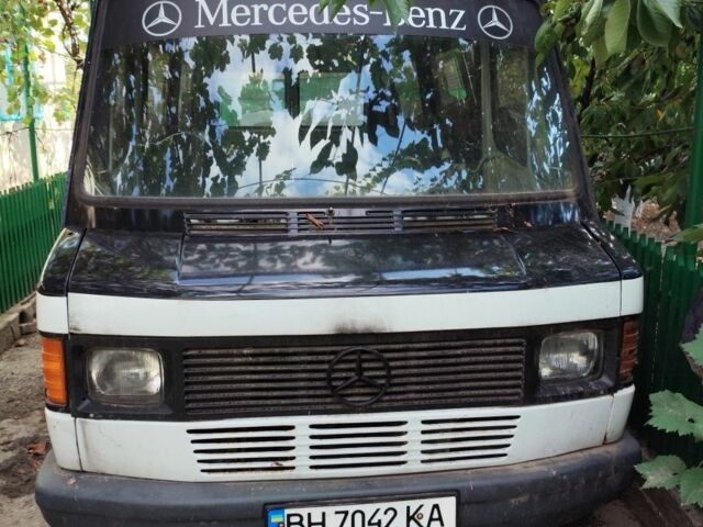 Мерседес Другая, объемом двигателя 0 л и пробегом 0 тыс. км за 2139 $, фото 1 на Automoto.ua