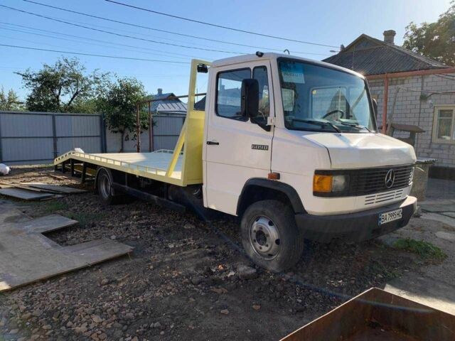 Мерседес Другая, объемом двигателя 0 л и пробегом 0 тыс. км за 12000 $, фото 1 на Automoto.ua