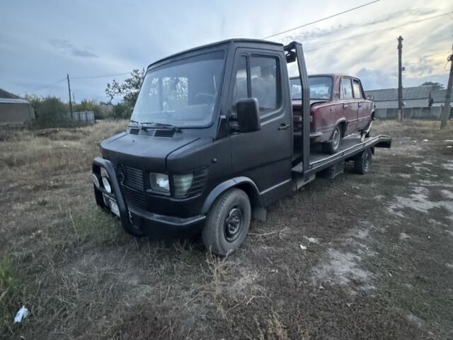 Мерседес Інша, об'ємом двигуна 0 л та пробігом 0 тис. км за 3000 $, фото 1 на Automoto.ua