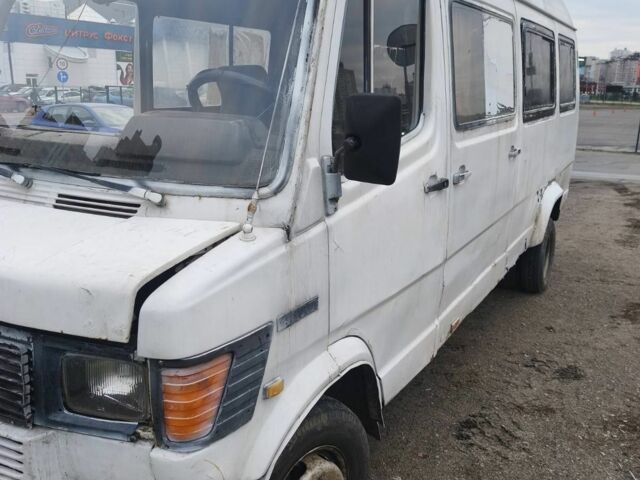 Мерседес Другая, объемом двигателя 0 л и пробегом 0 тыс. км за 2000 $, фото 1 на Automoto.ua