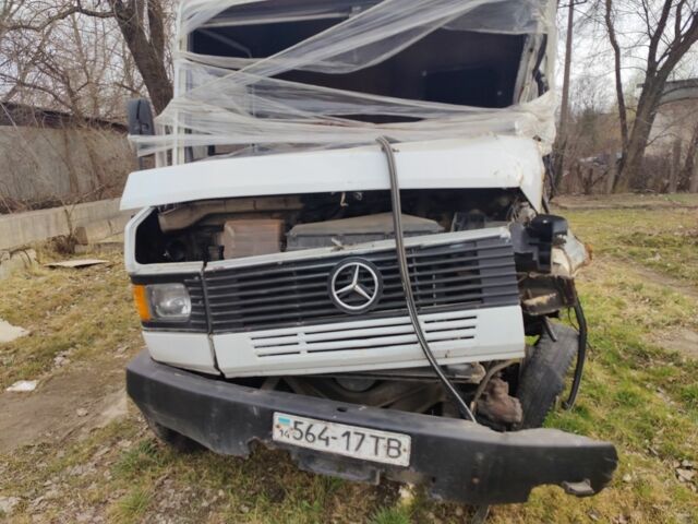 Мерседес Другая, объемом двигателя 0 л и пробегом 0 тыс. км за 1000 $, фото 1 на Automoto.ua