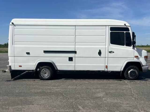 Мерседес Інша, об'ємом двигуна 0 л та пробігом 0 тис. км за 10000 $, фото 1 на Automoto.ua