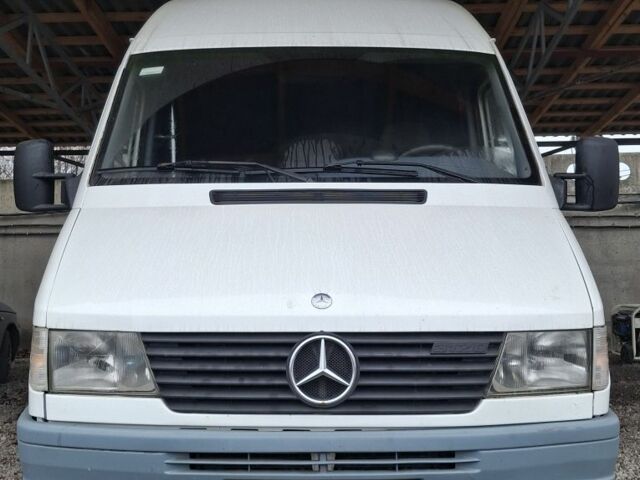 Мерседес Другая, объемом двигателя 0 л и пробегом 0 тыс. км за 9000 $, фото 1 на Automoto.ua