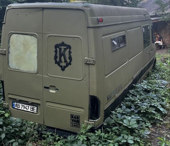 Мерседес Другая, объемом двигателя 14.86 л и пробегом 0 тыс. км за 1100 $, фото 1 на Automoto.ua