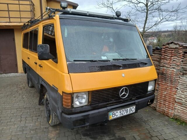 Жовтий Мерседес Інша, об'ємом двигуна 2.4 л та пробігом 333 тис. км за 5000 $, фото 1 на Automoto.ua