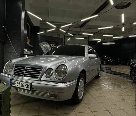 Серый Мерседес Другая, объемом двигателя 2.8 л и пробегом 535 тыс. км за 4800 $, фото 1 на Automoto.ua