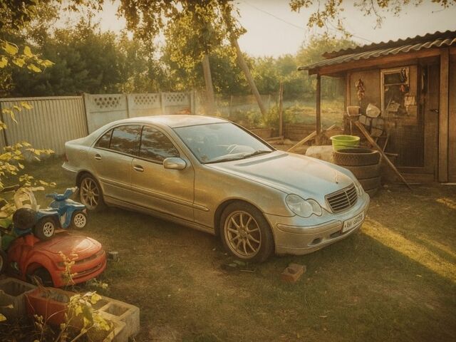 Серый Мерседес Другая, объемом двигателя 2.6 л и пробегом 4 тыс. км за 1600 $, фото 1 на Automoto.ua