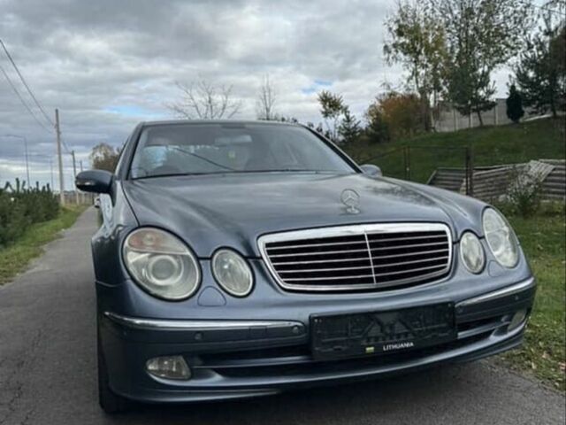 Серый Мерседес Другая, объемом двигателя 0 л и пробегом 300 тыс. км за 1599 $, фото 1 на Automoto.ua