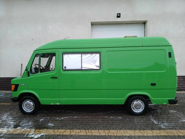 Зелений Мерседес Інша, об'ємом двигуна 2.9 л та пробігом 60 тис. км за 8500 $, фото 1 на Automoto.ua