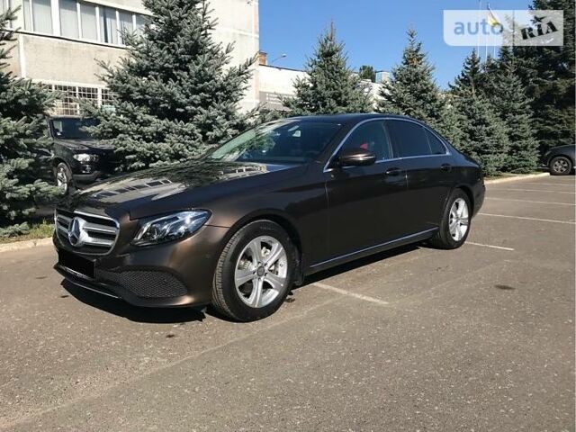 Коричневий Мерседес E 200, об'ємом двигуна 0 л та пробігом 17 тис. км за 55000 $, фото 1 на Automoto.ua