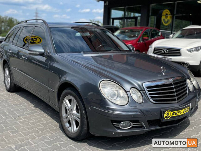 Серый Мерседес E 200, объемом двигателя 2.2 л и пробегом 328 тыс. км за 8900 $, фото 1 на Automoto.ua