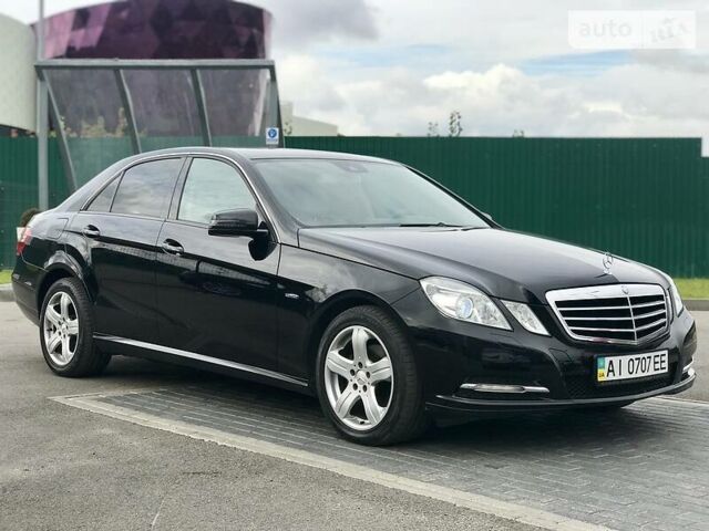 Чорний Мерседес E 220, об'ємом двигуна 2.2 л та пробігом 182 тис. км за 17100 $, фото 1 на Automoto.ua