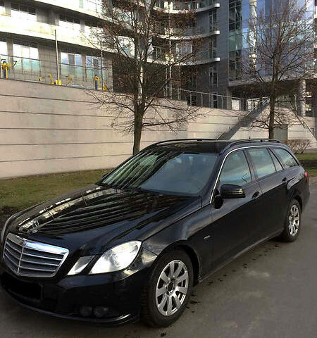 Чорний Мерседес E 220, об'ємом двигуна 0 л та пробігом 286 тис. км за 13400 $, фото 1 на Automoto.ua